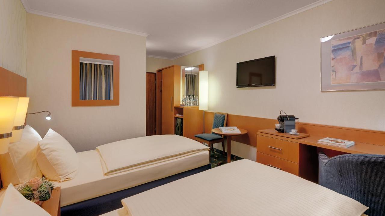Hotel Am Kupferhammer Тюбинген Экстерьер фото